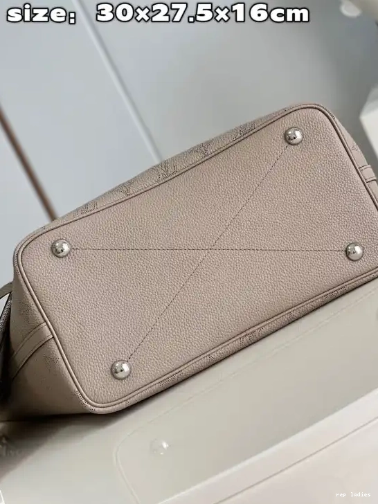 Cheap LOUIS BLOSSOM MM VUITTON 0522